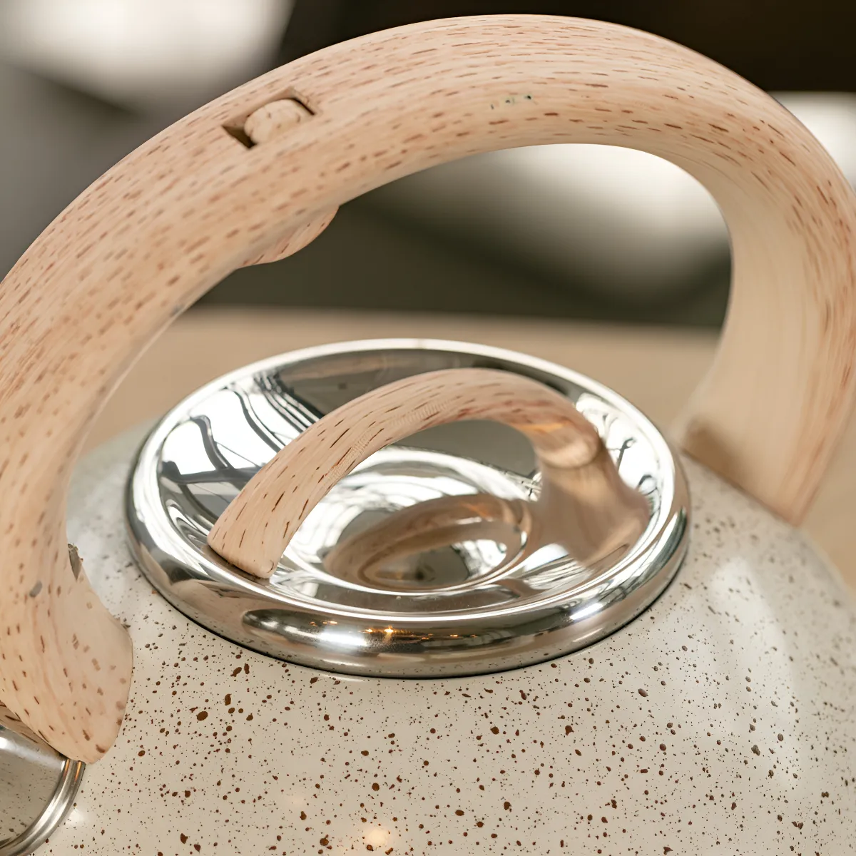 Chaleira Bule Alumínio C/ Apito Roma Vanilla Brinox 2,7 L - Imagem 3